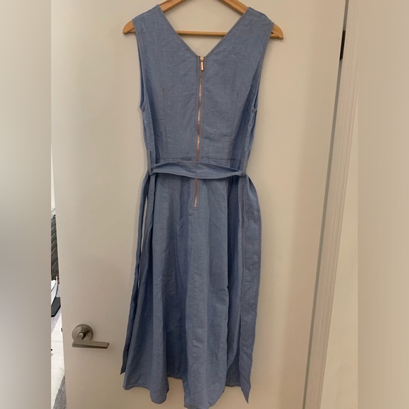 Dress - Picture 2 of 4